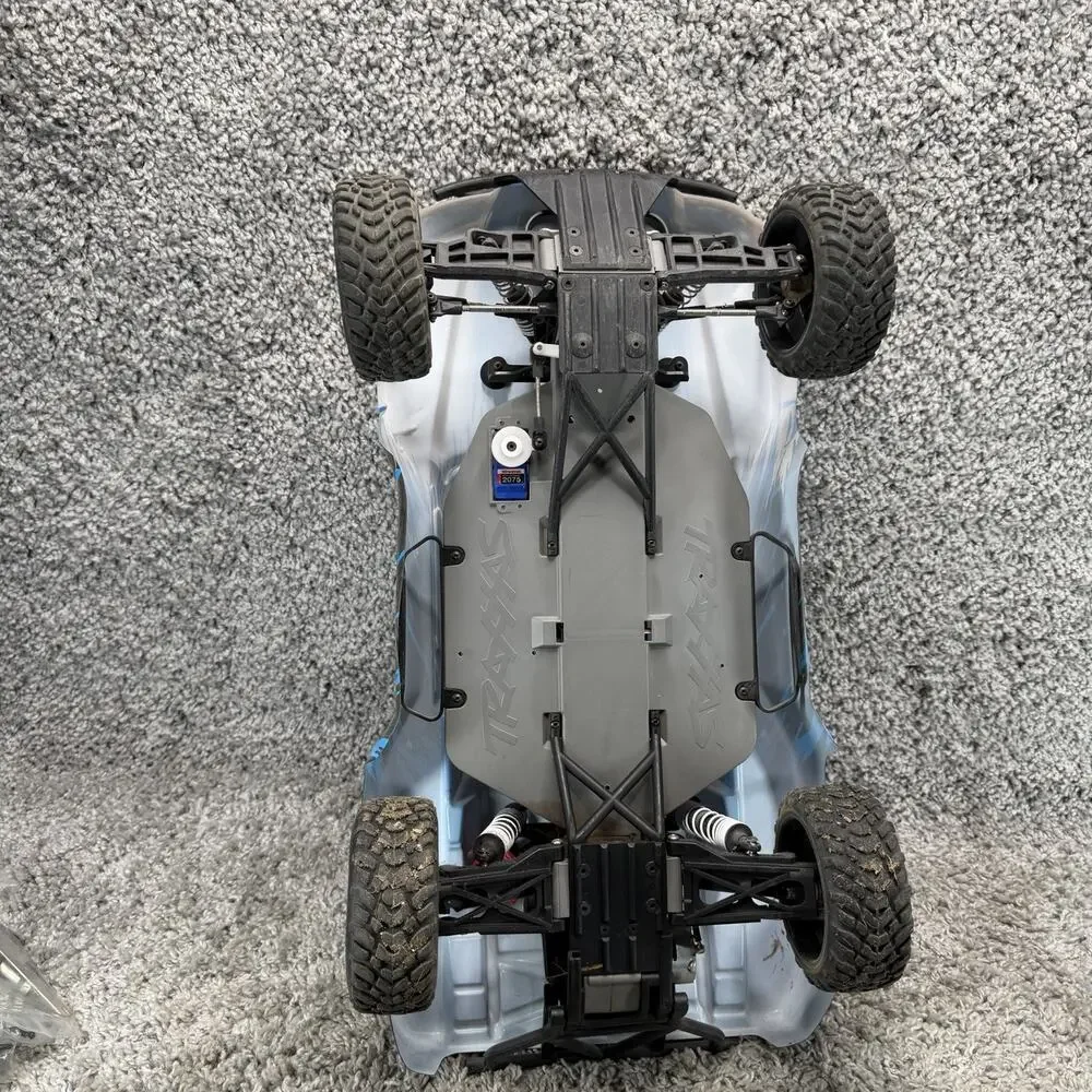 Traxxas Slash 2WD Short Course RC Truck Vision Wheel 2.4GHz RTR w/ Box Extras
